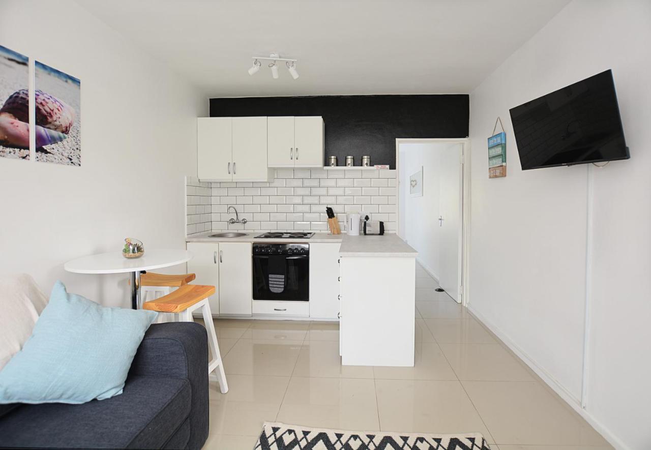 Say Shells Apartment *