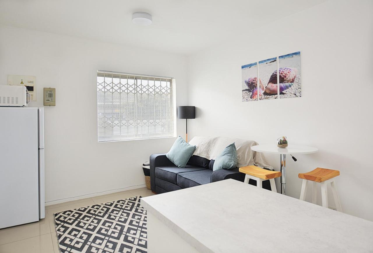 Say Shells Apartment *